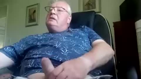 Snapshot of billlllllyb chatting on 07/07/26, 02:32 billlllllyb online show from 07/07/26, 02:32