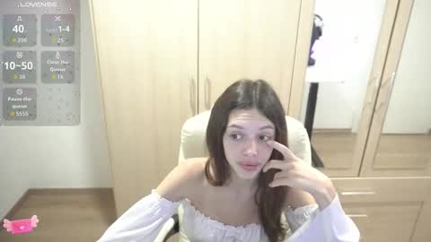 Snapshot of billly1love chatting on 10/08/25, 10:18 billy1love online show from 10/08/25, 10:18