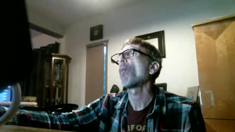 Snapshot of billy1164m chatting on 06/18/26, 09:25 billy online show from 06/18/26, 09:25