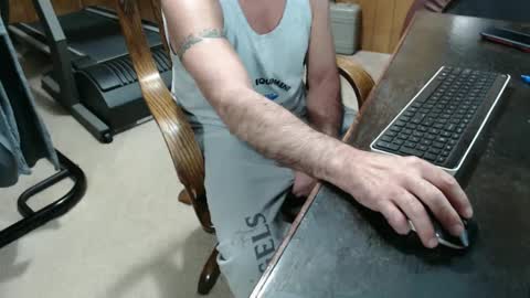 Snapshot of billy471 chatting on 02/08/25, 08:42 billy471 online show from 02/08/25, 08:42