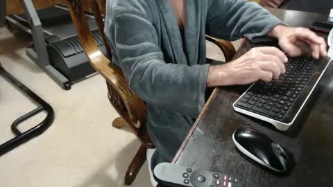 Snapshot of billy471 chatting on 02/17/25, 01:42 billy471 online show from 02/17/25, 01:42