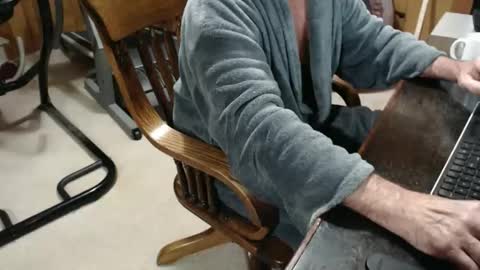 Snapshot of billy471 chatting on 12/02/25, 11:37 billy471 online show from 12/02/25, 11:37