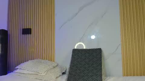 Snapshot of billy_jamees chatting on 11/22/25, 11:42 Sam online show from 11/22/25, 11:42