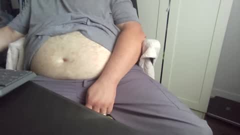 Snapshot of billymcn chatting on 10/08/25, 04:04 billymcn online show from 10/08/25, 04:04