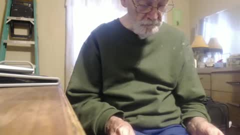 Snapshot of bimbttm chatting on 01/13/25, 01:17 Bimbttm online show from 01/13/25, 01:17