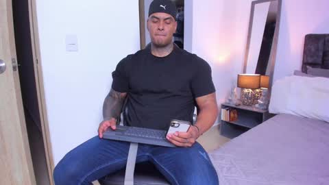 dariux john online show from 12/16/24, 01:10