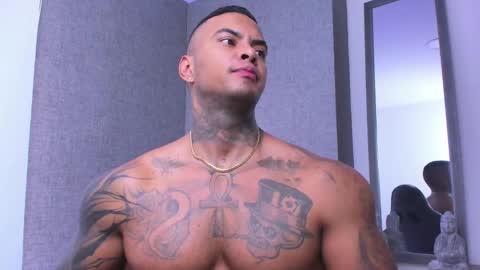 dariux john online show from 01/18/25, 11:43