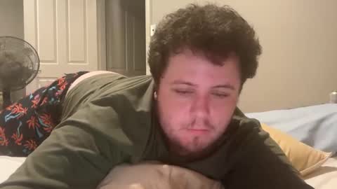 Snapshot of bisexualchubbyboy chatting on 02/02/25, 10:02 james online show from 02/02/25, 10:02