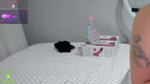 bisex woman online show from 01/26/25, 08:45