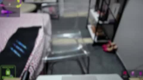 bisex woman online show from 05/24/26, 11:43