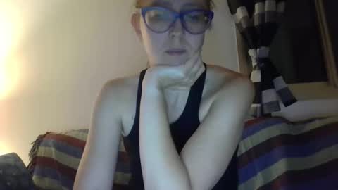 Snapshot of bisons5679946 chatting on 10/16/25, 09:38 bisons online show from 10/16/25, 09:38