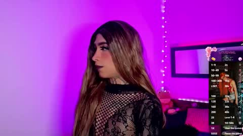 Snapshot of bitch_capelli chatting on 11/15/25, 10:26 .. .. online show from 11/15/25, 10:26