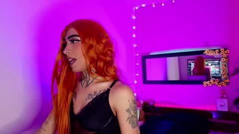 Snapshot of bitch_capelli chatting on 11/20/25, 02:34 .. .. online show from 11/20/25, 02:34