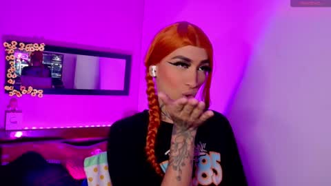 Snapshot of bitch_capelli chatting on 11/23/25, 11:48 .. .. online show from 11/23/25, 11:48