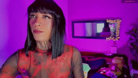 Snapshot of bitch_capelli chatting on 11/25/25, 02:55 .. .. online show from 11/25/25, 02:55