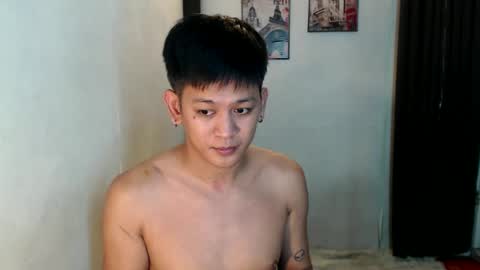 Snapshot of bj_alex31 chatting on 02/20/25, 01:25 alex online show from 02/20/25, 01:25