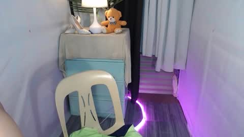 Snapshot of bj_alex31 chatting on 09/09/25, 04:39 alex online show from 09/09/25, 04:39