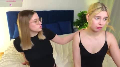 Julia online show from 12/01/25, 02:22