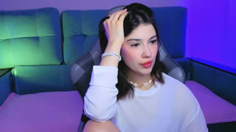 Julia online show from 07/17/26, 03:29