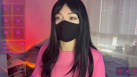 Snapshot of bl4ck_velvet chatting on 10/18/25, 01:56 Kitty online show from 10/18/25, 01:56