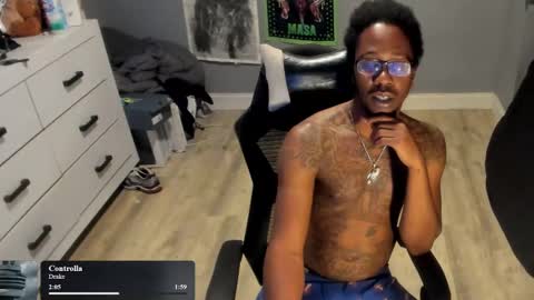 Plant Base Streamers From Pennsylvania online show from 10/30/25, 11:49