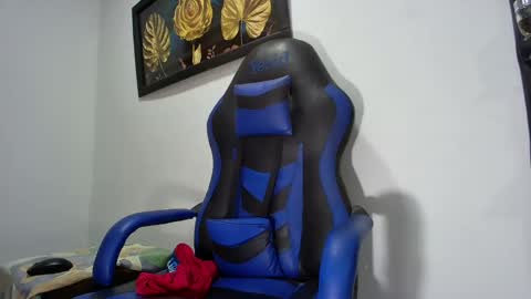 tu morenito online show from 02/15/25, 08:22