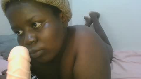 black_goddess200 online show from 02/11/25, 07:48