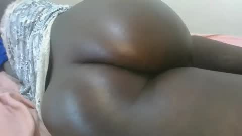 black_goddess200 online show from 02/15/25, 01:42