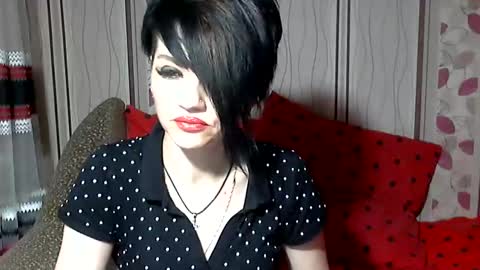 black_hot_01 online show from 12/03/24, 01:32