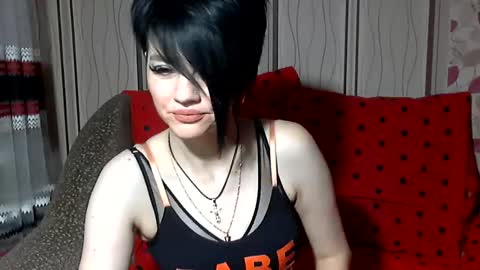 black_hot_01 online show from 12/07/24, 06:32