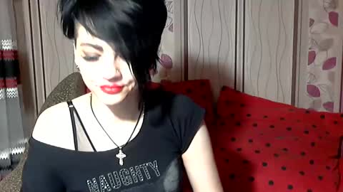 black_hot_01 online show from 12/23/24, 11:39