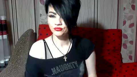 black_hot_01 online show from 12/24/24, 04:22