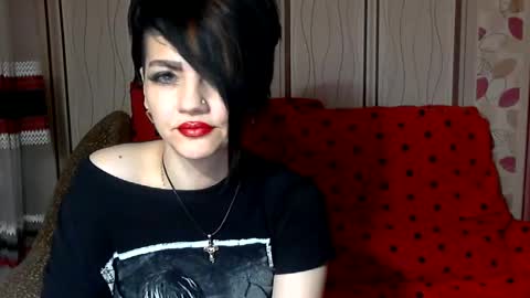 black_hot_01 online show from 12/29/24, 01:56