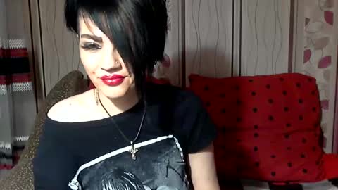 black_hot_01 online show from 12/29/24, 07:28