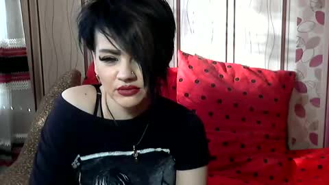 black_hot_01 online show from 01/04/25, 07:34