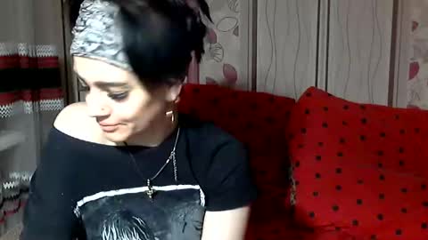 black_hot_01 online show from 01/05/25, 11:12