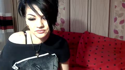 black_hot_01 online show from 01/13/25, 07:54