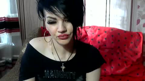 black_hot_01 online show from 01/20/25, 07:36