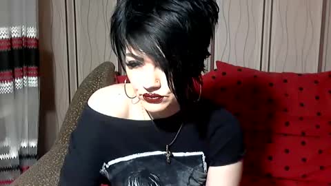 black_hot_01 online show from 02/01/25, 02:16