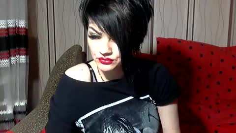 black_hot_01 online show from 02/01/25, 06:43