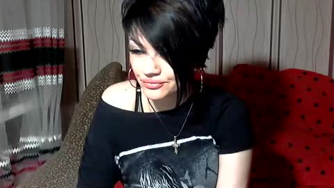 black_hot_01 online show from 02/07/25, 12:31