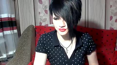 black_hot_01 online show from 02/15/25, 07:27