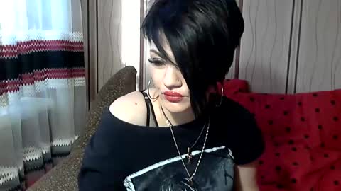 black_hot_01 online show from 02/28/25, 06:21