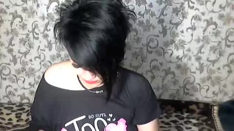 black_hot_01 online show from 09/08/25, 10:09