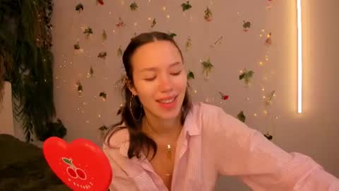 Jenny online show from 07/12/26, 08:38
