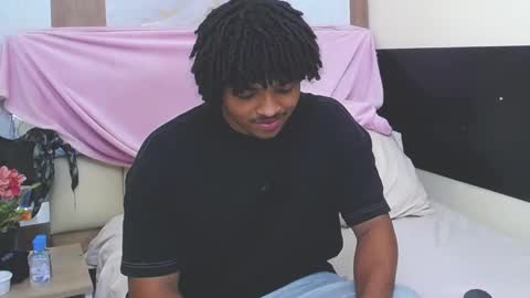 black_king_241 online show from 10/12/25, 04:44