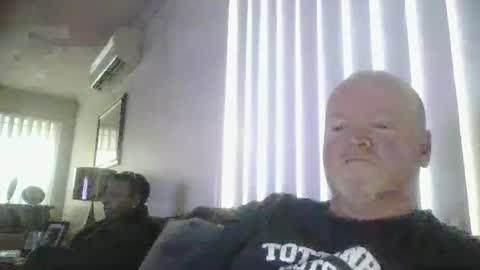 black_n_white4 online show from 03/04/25, 08:24