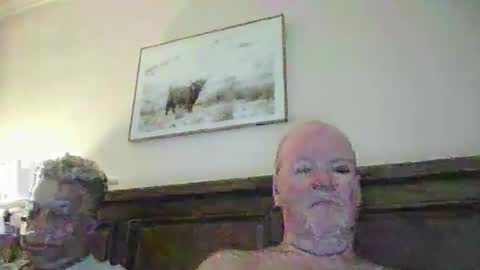 black_n_white4 online show from 05/22/26, 10:59