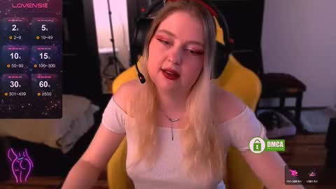 Snapshot of black_neon chatting on 12/04/25, 09:29 Sasha and Bella online show from 12/04/25, 09:29