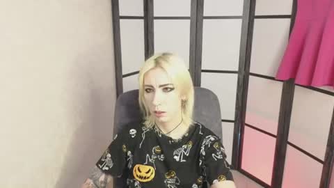 Emily online show from 07/15/26, 08:30